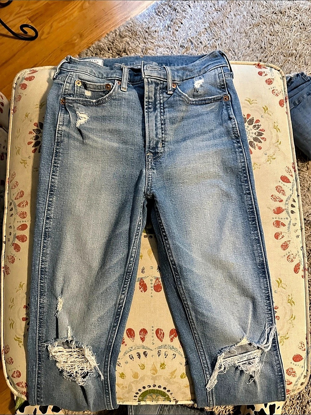 GAP Vintage Slim High Rise Jeans Distressed High Rise Skinny Waist 26
